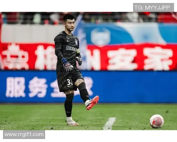 哈茨与曼城激战正酣比分揭晓引发球迷热议