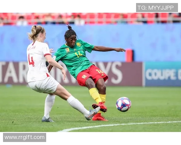 美国女足与英国队激战在即谁将赢得这场巅峰对决的荣耀